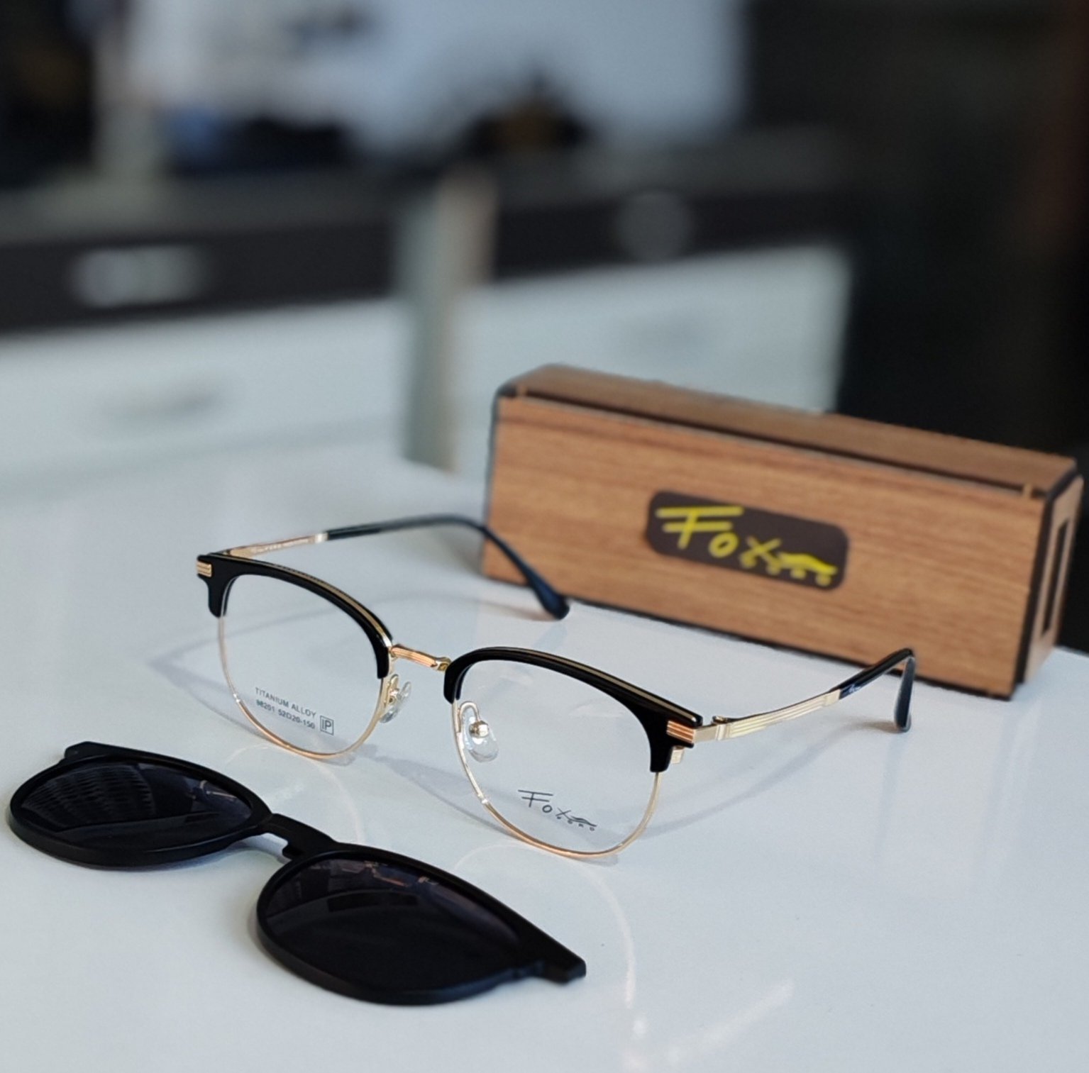 FOxFORD Clip-ON EYEWEAR 2-in-1 Medical & Sun