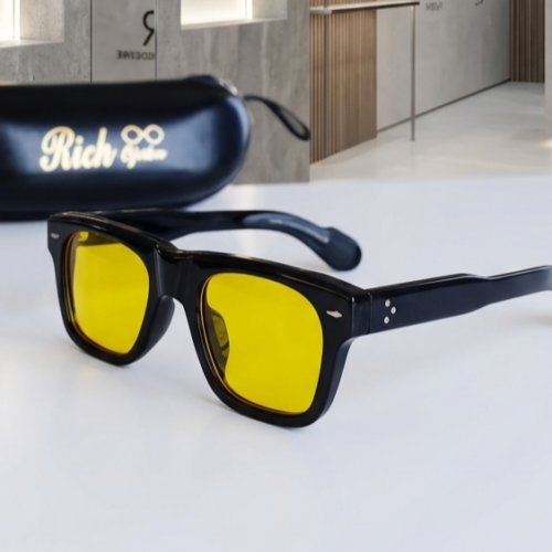 MOSCOT FASHION