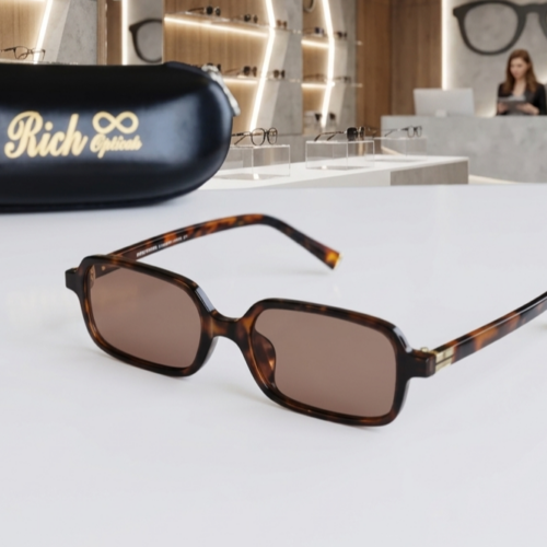 MIUMIU SUNGLASSES FASHION